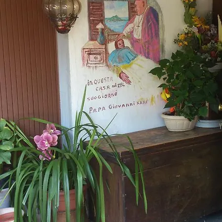 Curtif לינה וארוחת בוקר טברנולה ברגמסקה