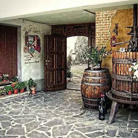 Curtif Panzió Tavernola Bergamasca
