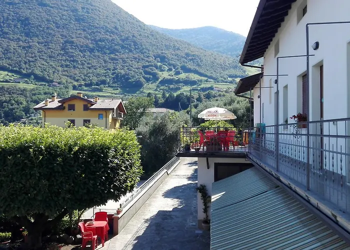 Nocleg ze śniadaniem Curtif Tavernola Bergamasca